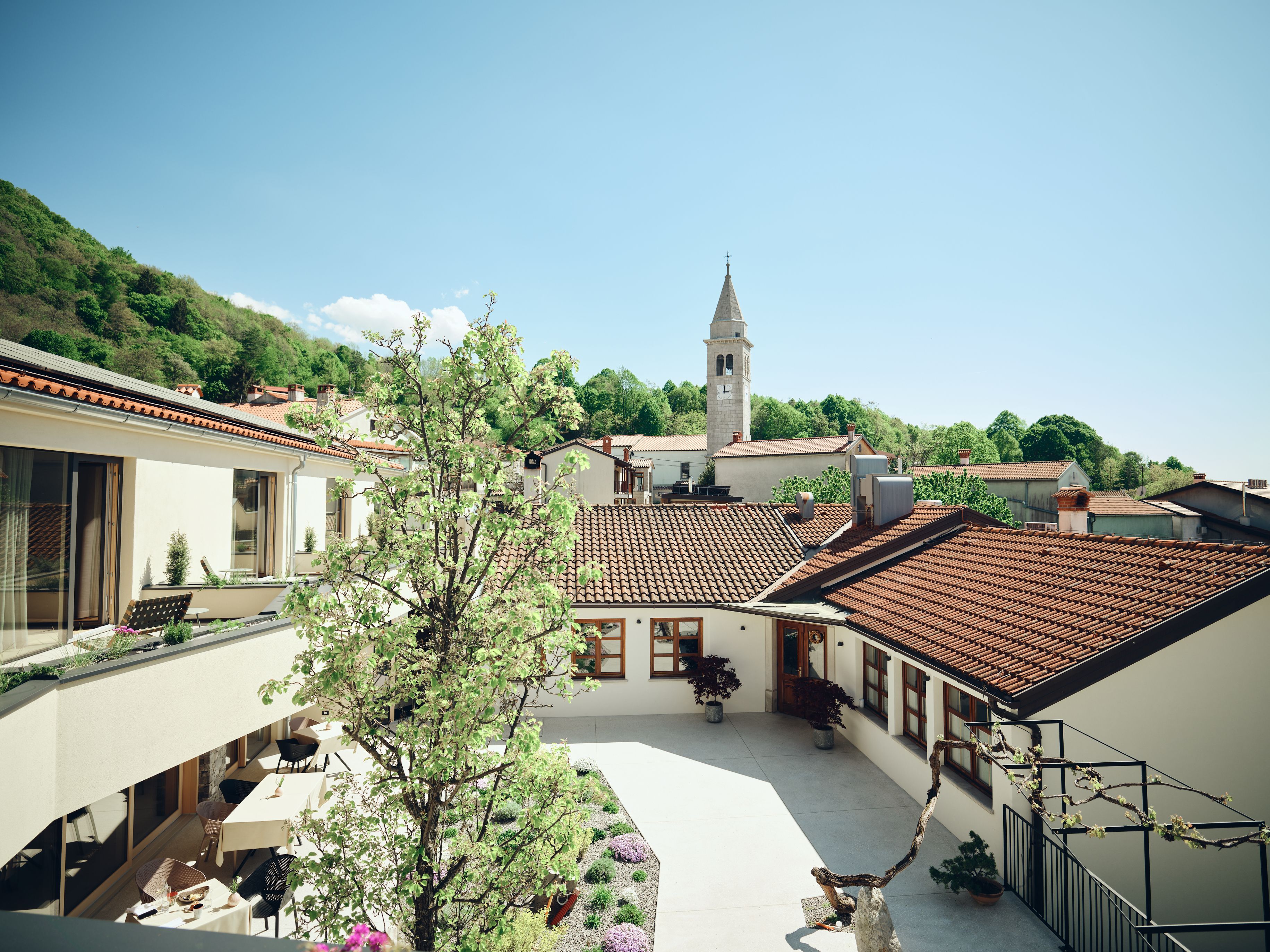 Pogled na Gostilno Mahorčič